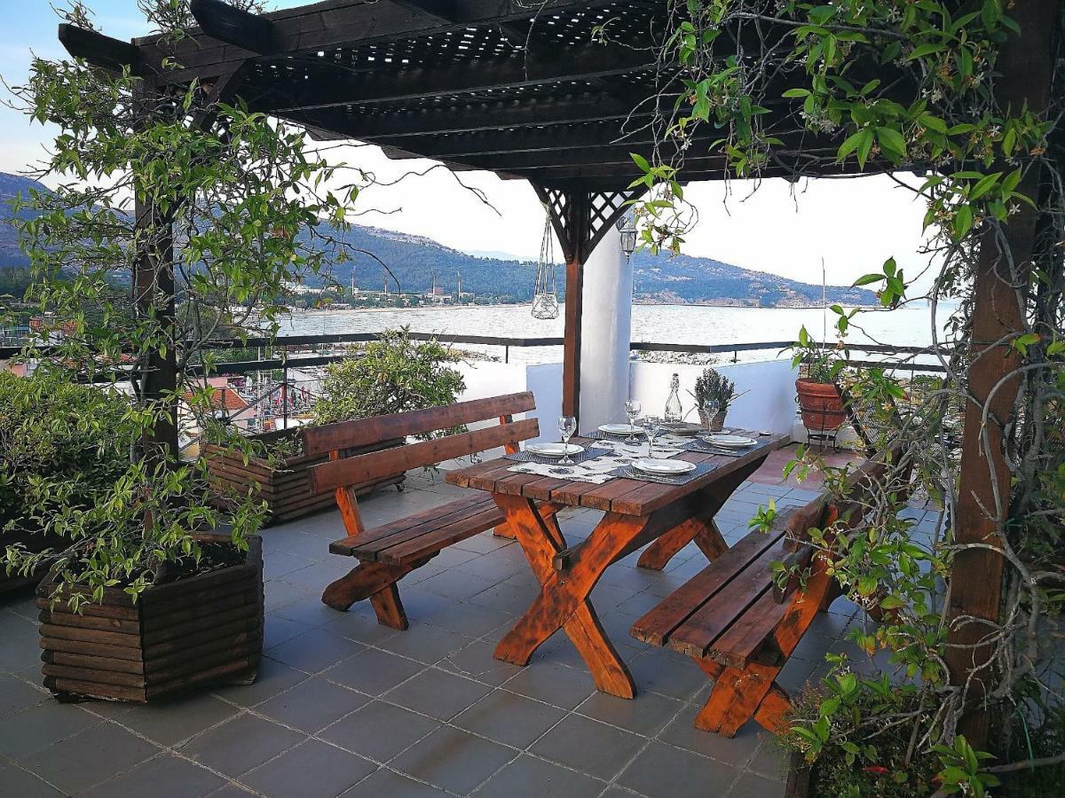 Port View Suites カヴァラ エクステリア 写真